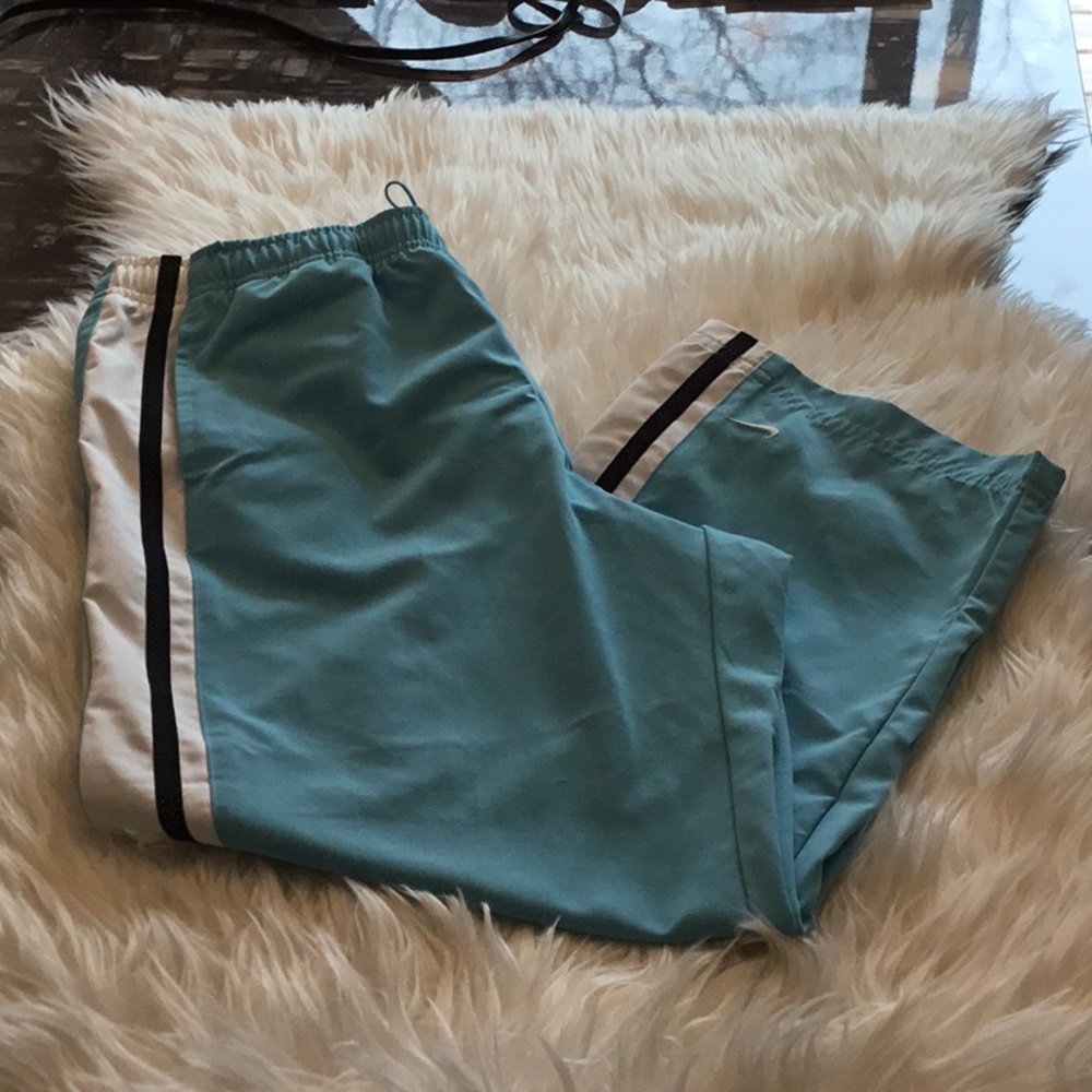 Cute blue capris